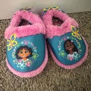 Like New Kids' Blue and Pink Encanto Slippers Size 7 / 8